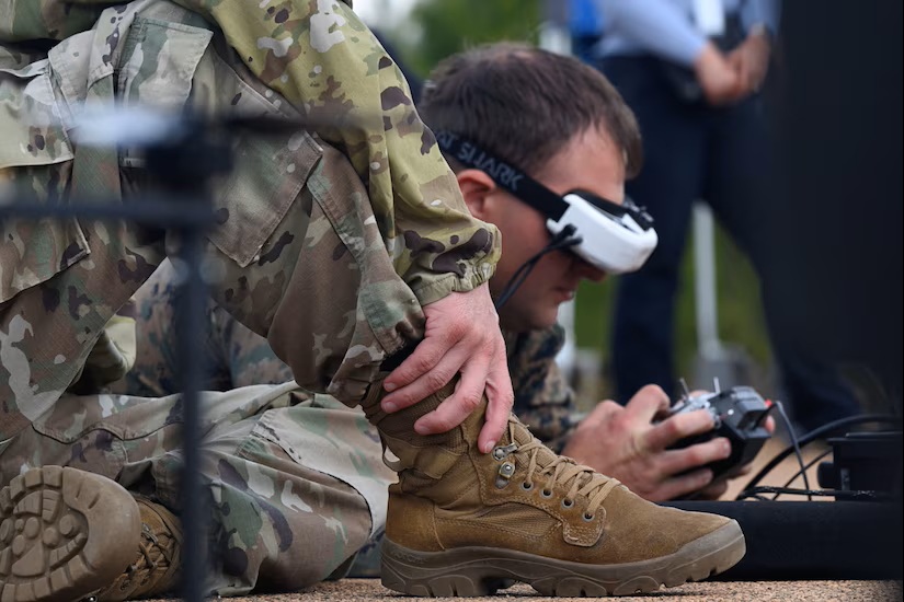 U.S. Drone Dominance Program Accelerates: Initial Deliveries Secured, Gauntlet II Challenges Imminent